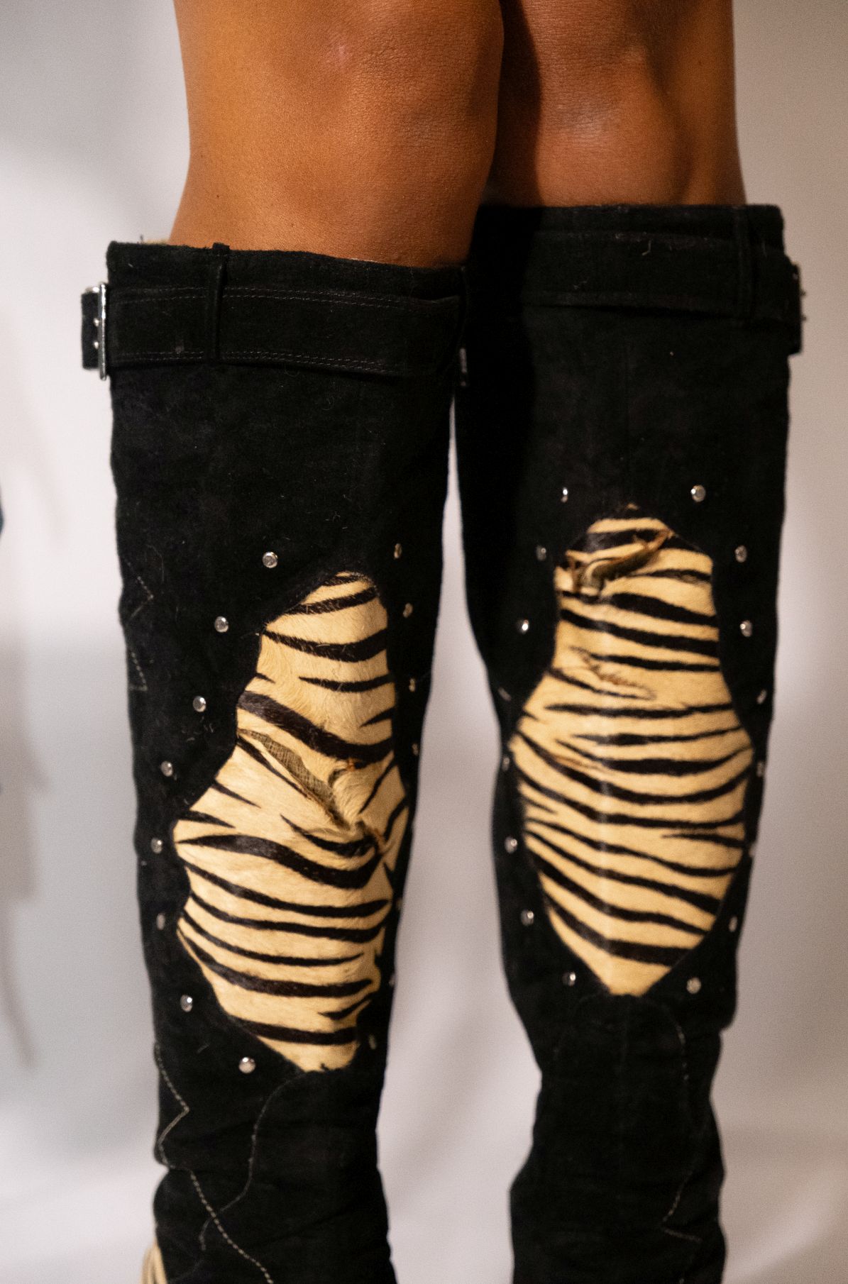 Leather suede black boots pony hair zebra print details - Image 2
